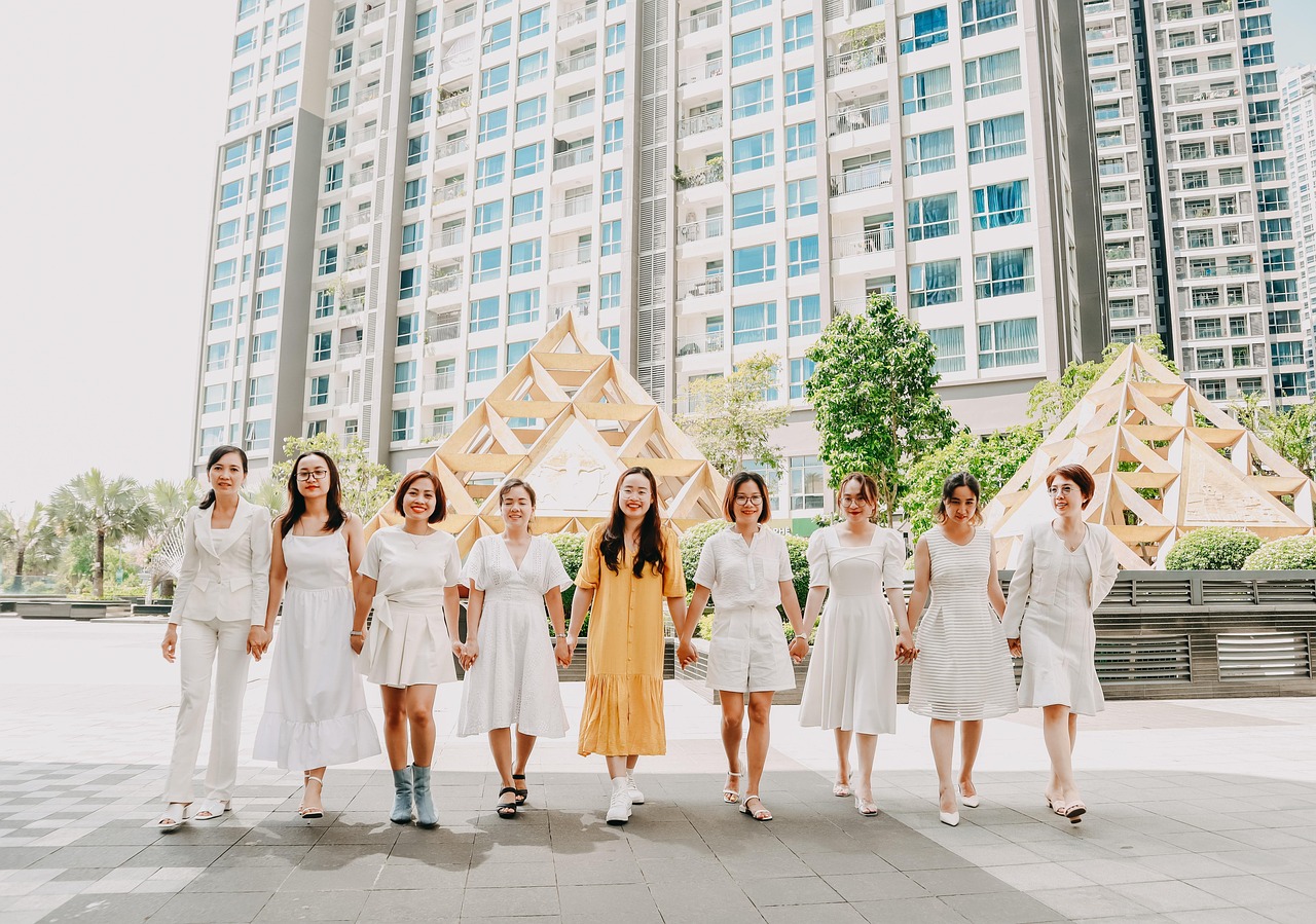 微信号白号批发:一加天气app详情下载教程